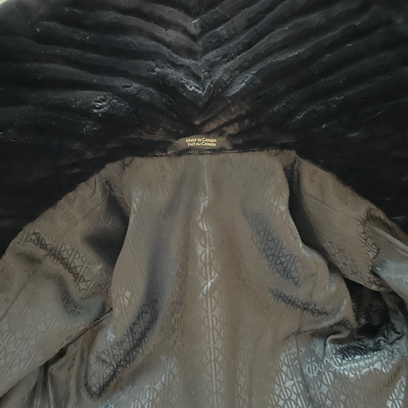 Onyx sheared beaver coat - Picture 5 of 8